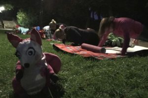 Polly Pink und wahrlich unerschrockene LAUFMAMAs im Mama macht mehr-Kurs