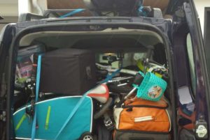 Bepacktes Auto_LAUFMAMALAUF unterwegs mit drei Kids